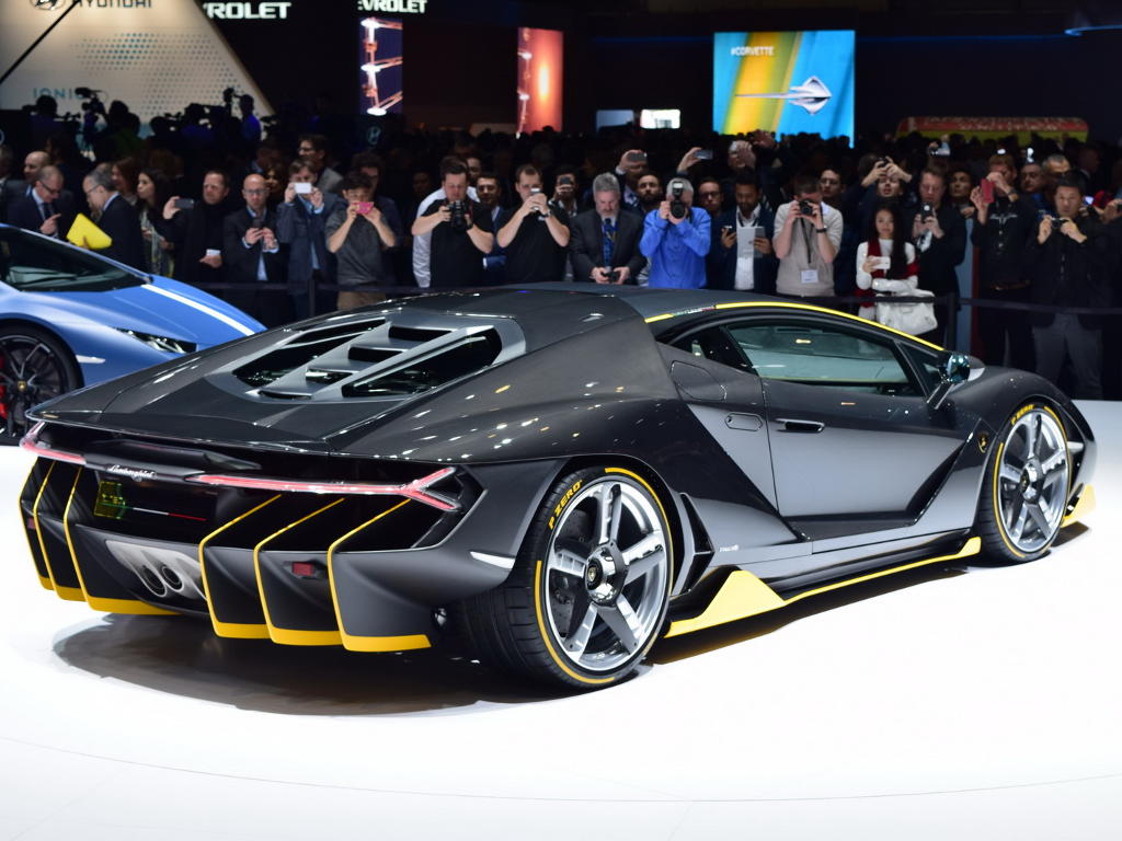 Концепт стильного Lamborghini Ankonian Концепт стильного Lamborghini Ankonian